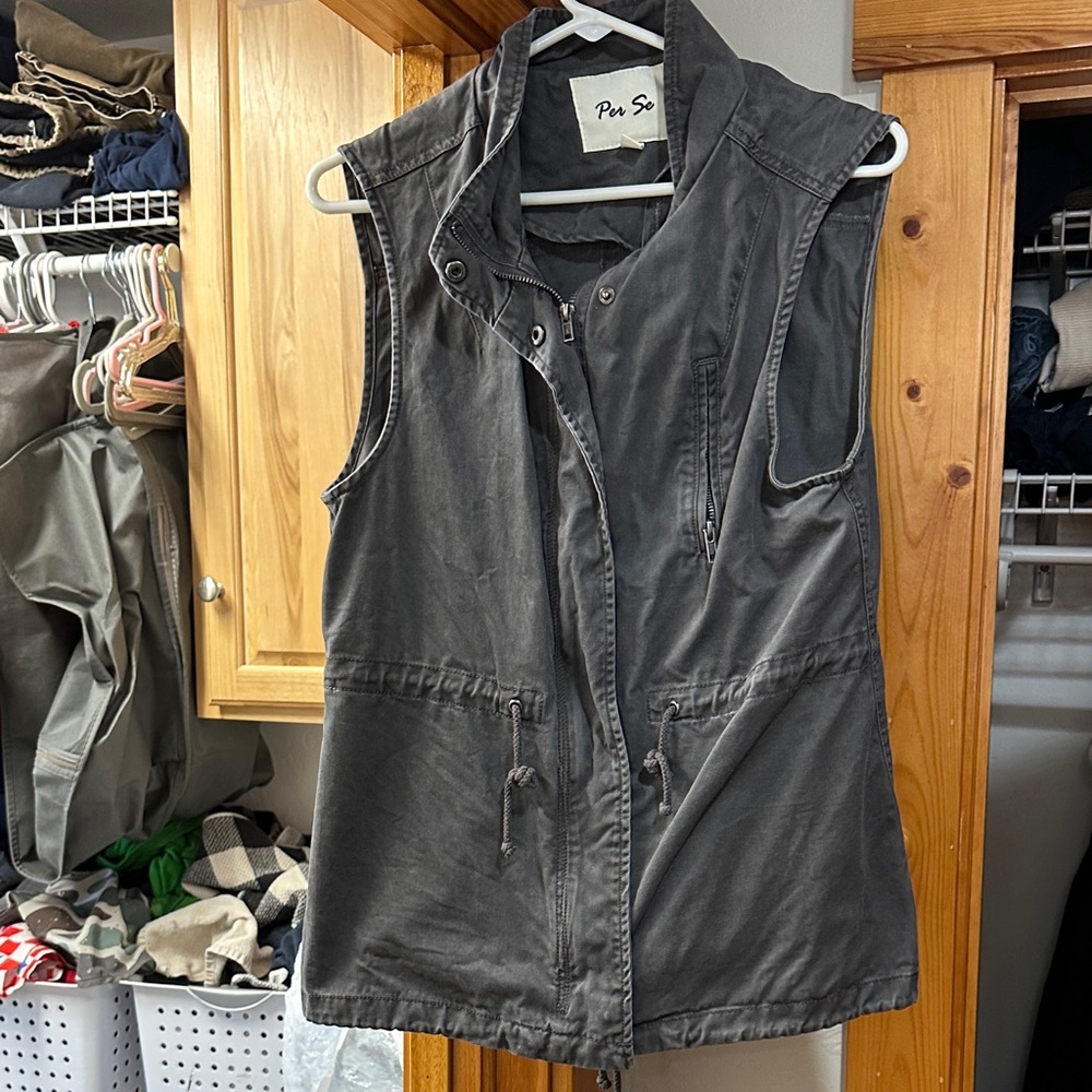 Per Se Charcoal Sleeveless Vest